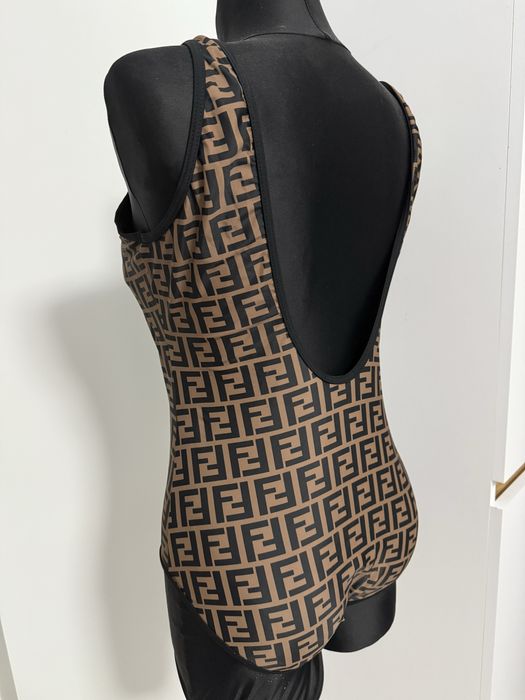 Оригінальний купальник Fendi XL (підходить на L–XL)