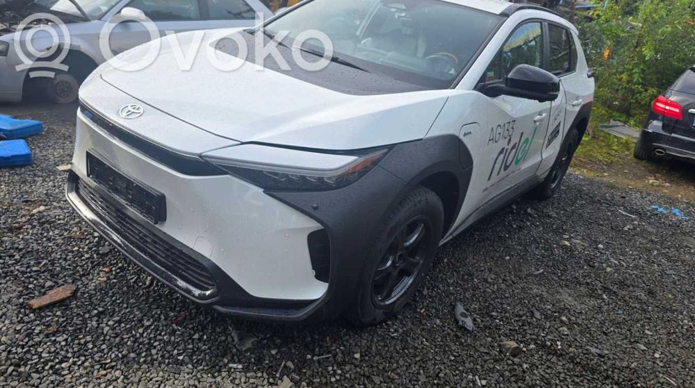 БАмпер Toyota bZ4X розборка шрот