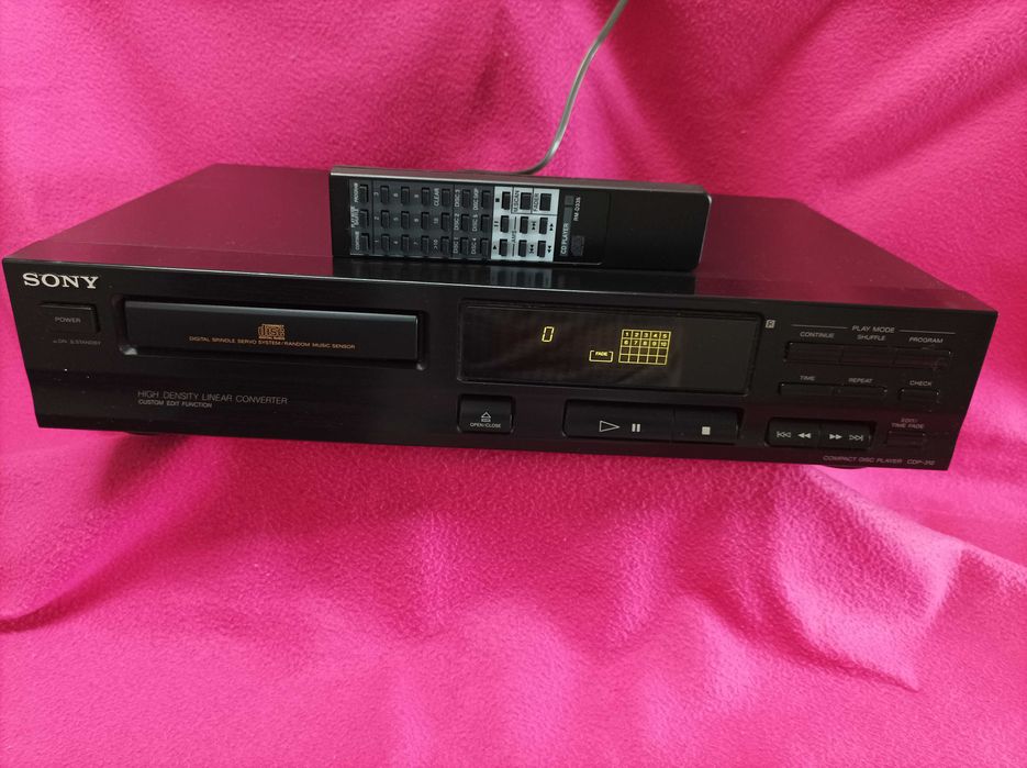 Sony CDP-312 - Compact Disc Player - Com Controlo Remoto - Vintage
