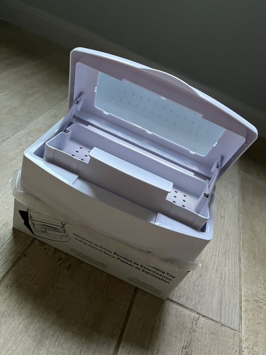 Бокс для дезинфекції манікюрного та косметологічного інструментів