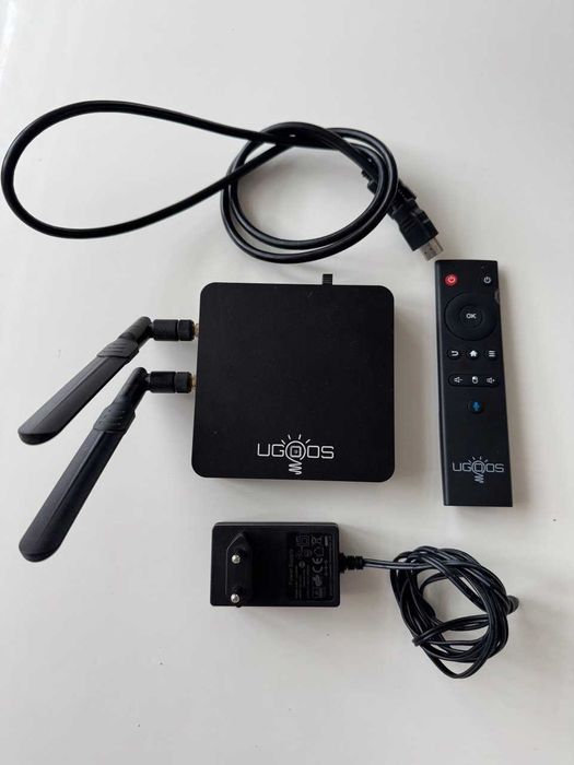 Смарт тв-приставка - Ugoos AM6 Pro 4/32 GB