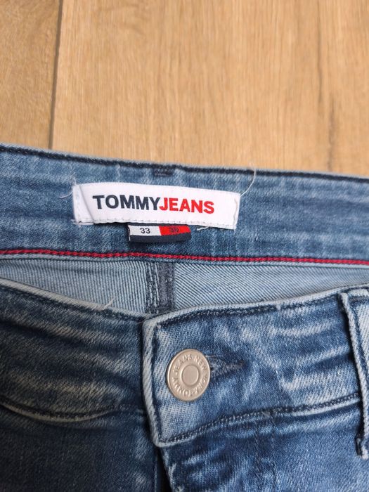 Męskie spodnie Tommy Jeans r 33/30
