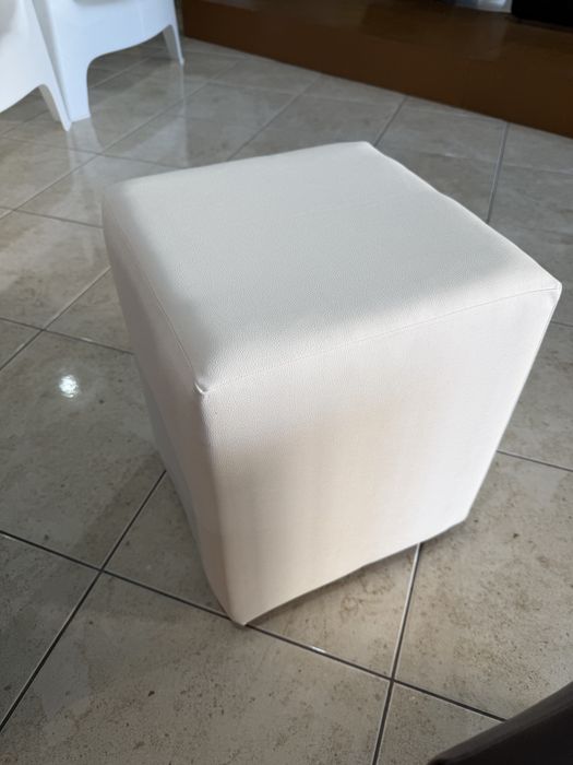 Bancos Cubo Pufes Puffs