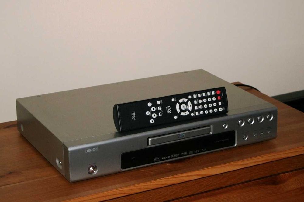 Odtwarzacz Denon DV 1740 DVD CD HDMI compact disk