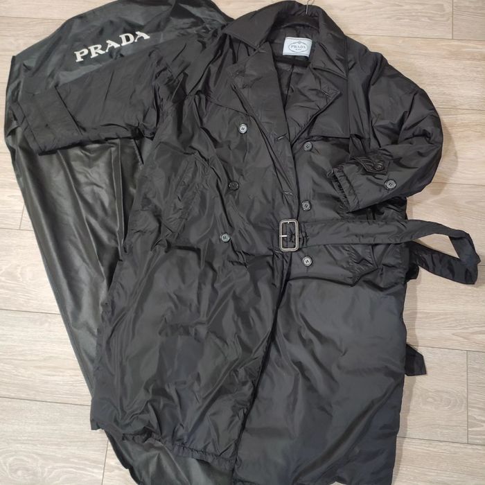 Парка тренч пальто прада Prada