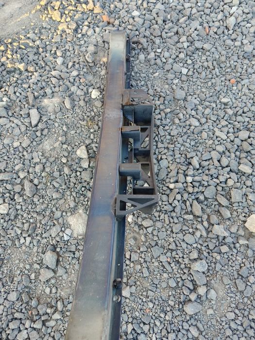 Belka wzmocnienie przedni pas opel Zafira 2008 r