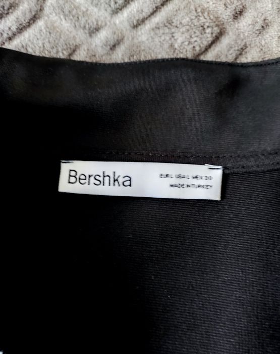 Кофта Bershka жіноча