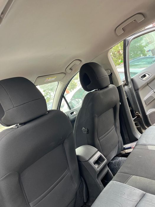 Carro Citroen C4 2014