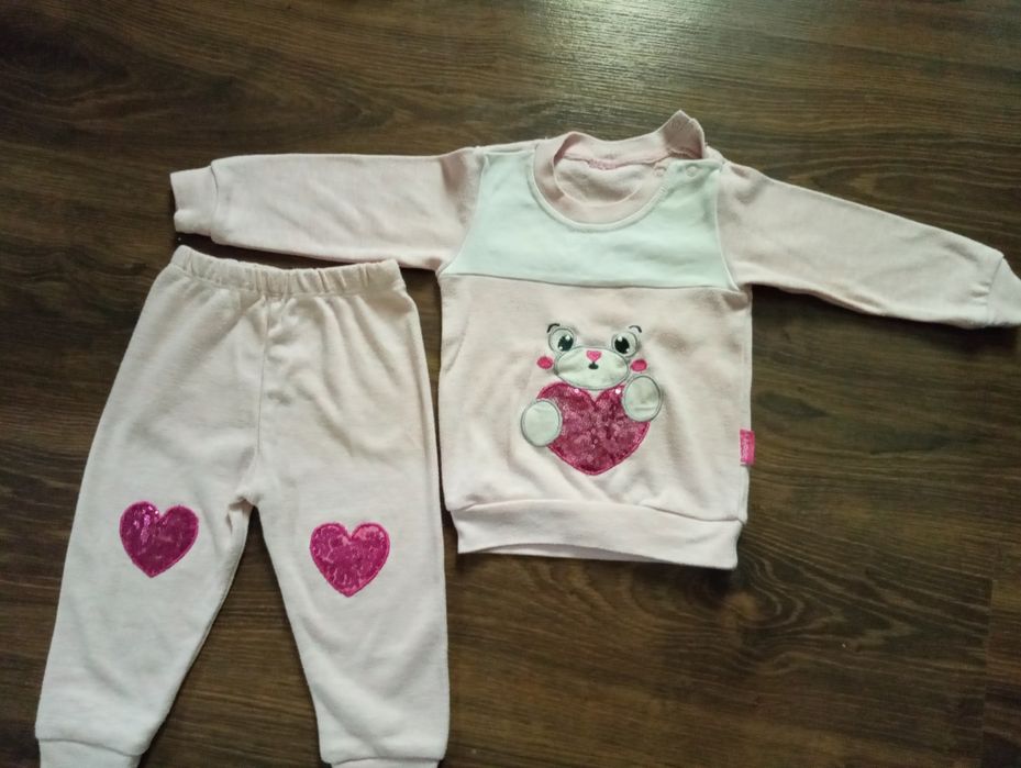 Костюм на дівчинку