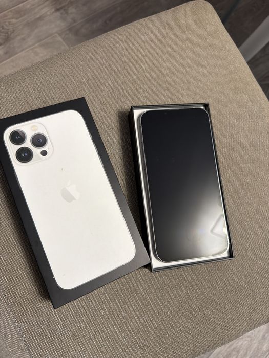 Продам Iphone 13 Pro Max
