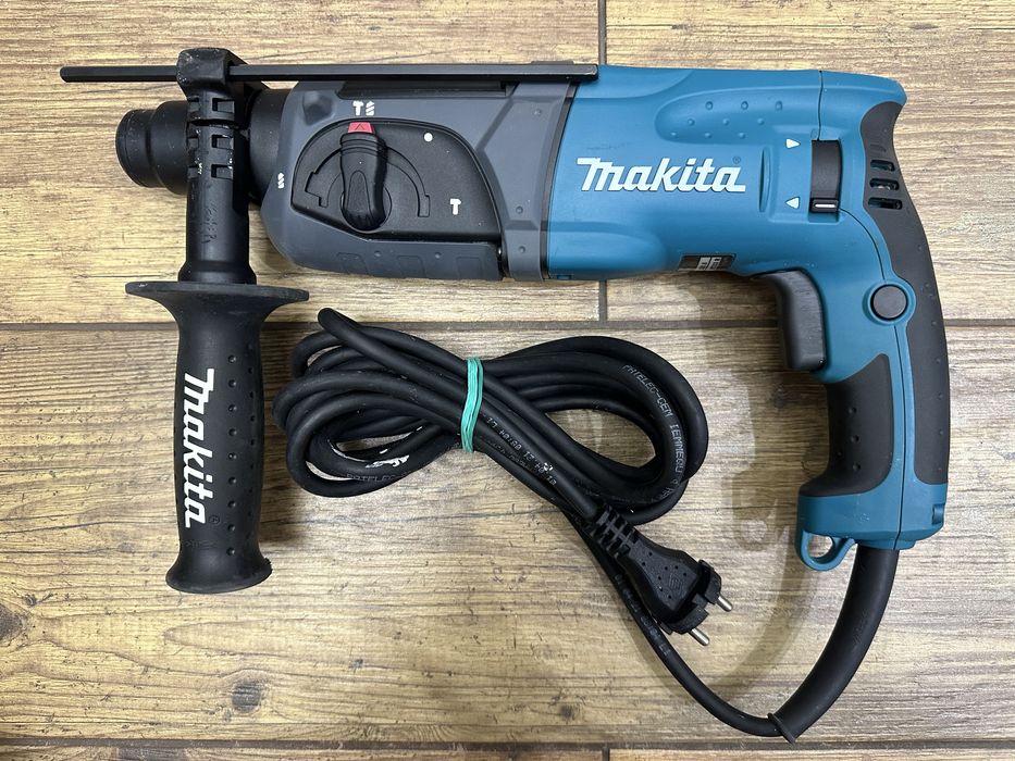 Młotowiertarka udarowa Makita HR2470 w zestawie ze skrzynką | 2021r.