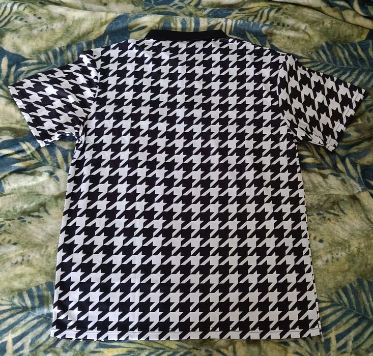 T-shirt z kołnieżykiem