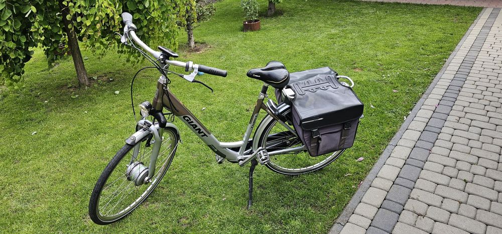 Rower elektryczny giant double twist M