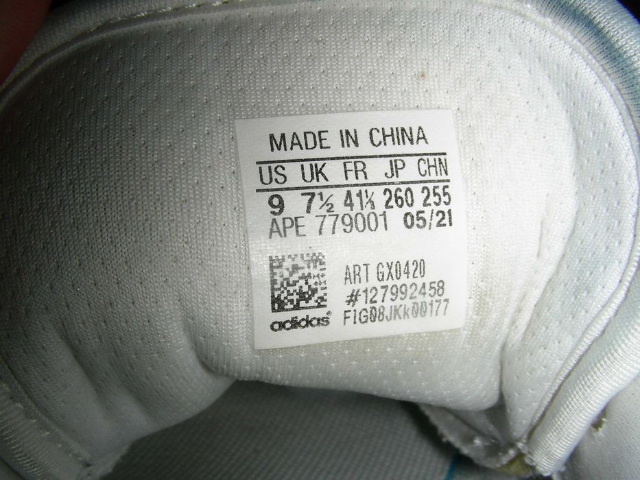 Кросівки adidas 41,5 р.