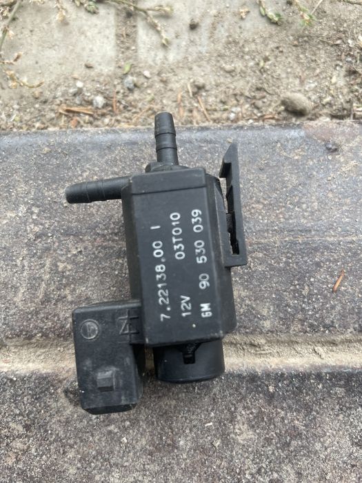 Вакумний клапан  Pierburg Opel vectra C /Zefira 2.0-2.2