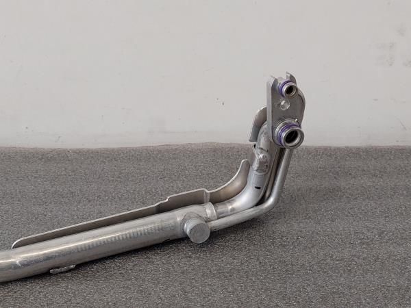 Tubo AC VOLKSWAGEN Golf VIII (CD1)