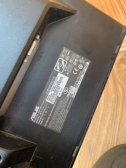 Монитор Asus 19