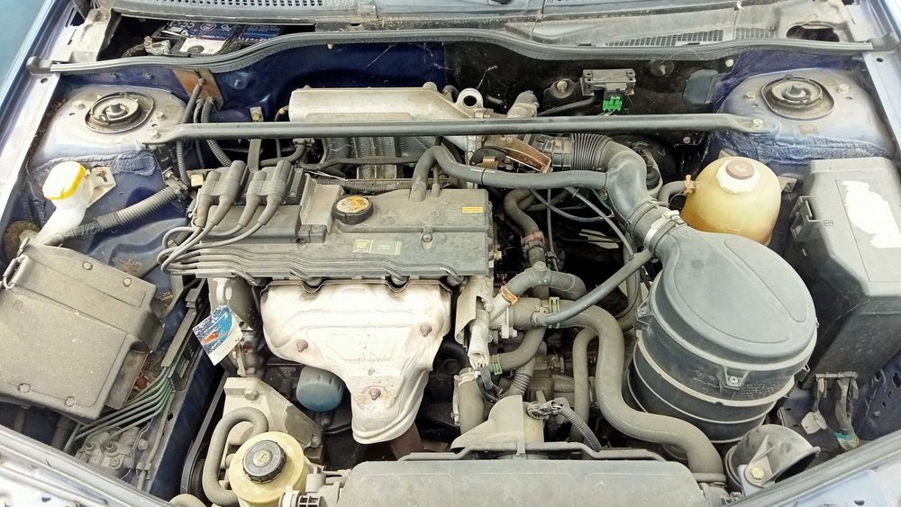 Temos para peças Renault Megane Cabrio Gasolina