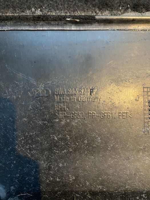 Захист двигуна захист переднього бампера Audi A4 B9 S Line