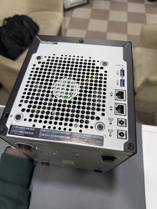 Сетевое хранилище NAS Western Digital WD My Cloud Pro PR4100 4Bay 16TB