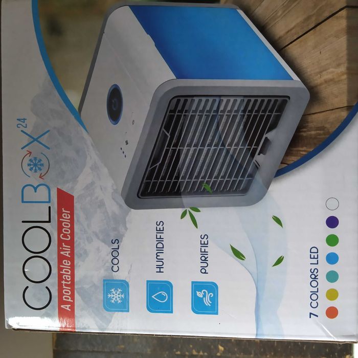 Aparelho novo para dar ar frio com cabo usb