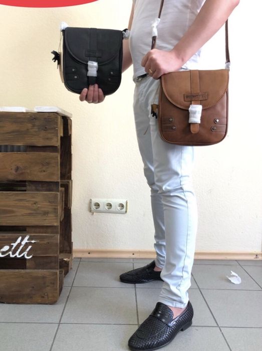 Hill Burry Кожаная Сумка Мессенджер Hill Burry из натуральной кожи