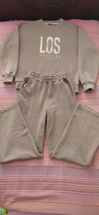 Костюм для дівчини