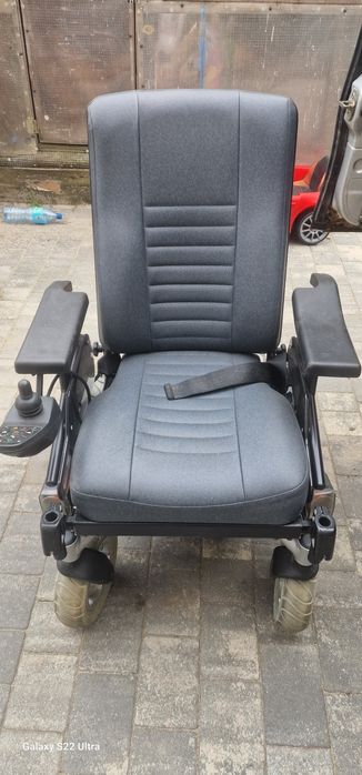 Sprzedam wózek inwalidzki