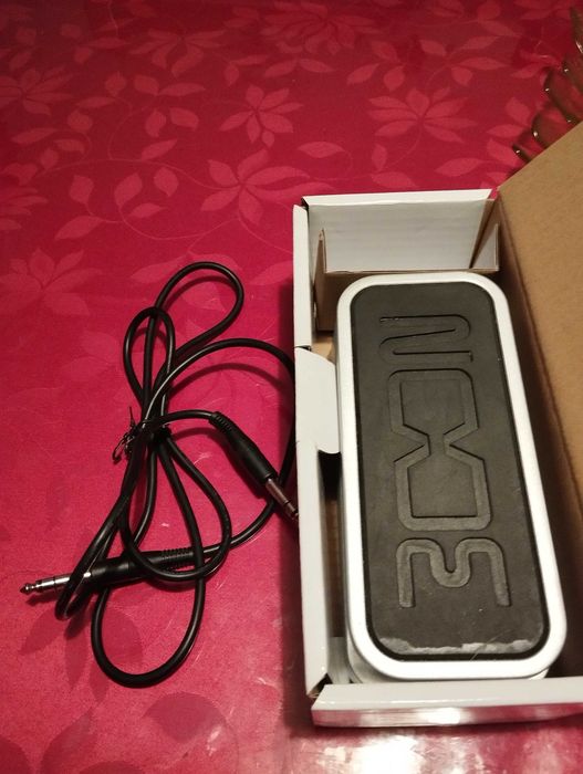 Pedal de expressão Zoom FP02M