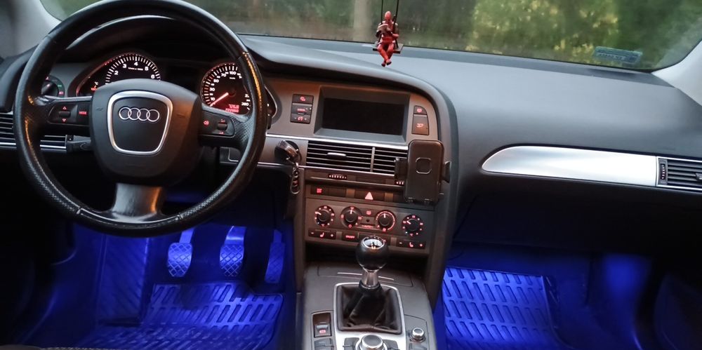Audi A6 C6 2.4 v6