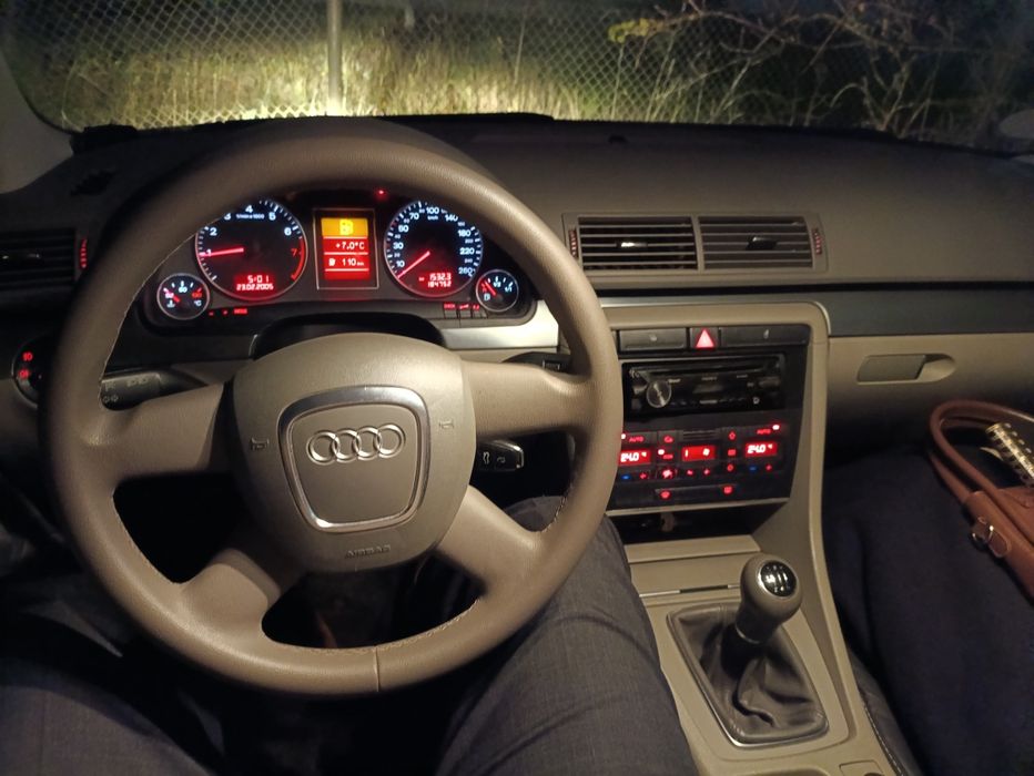 Ауді А4 2005 року