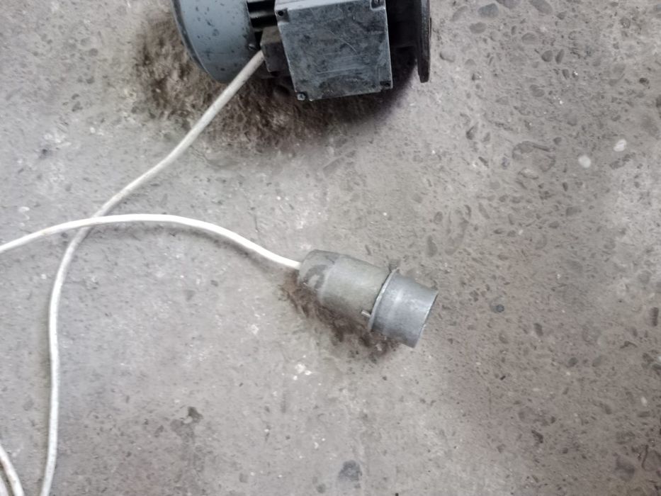 Sprzedam rzeczy garażowe
