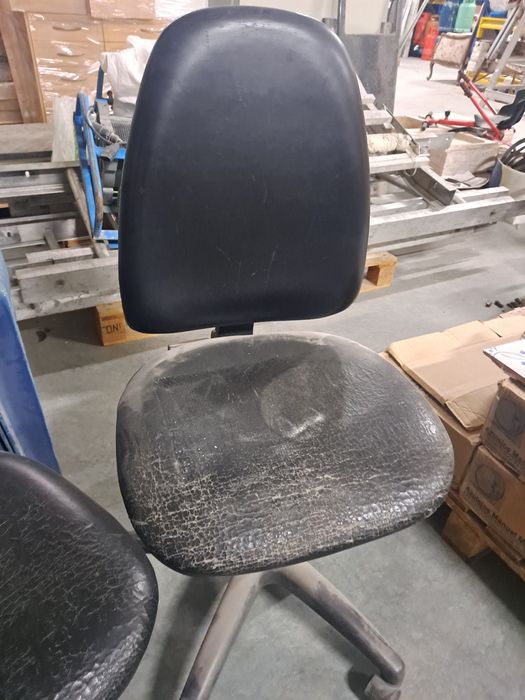 Cadeiras antigas para restauro