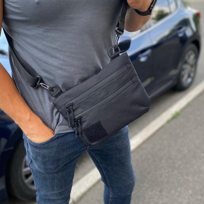 Чоловіча чорна сумка через плече універсальна тактична