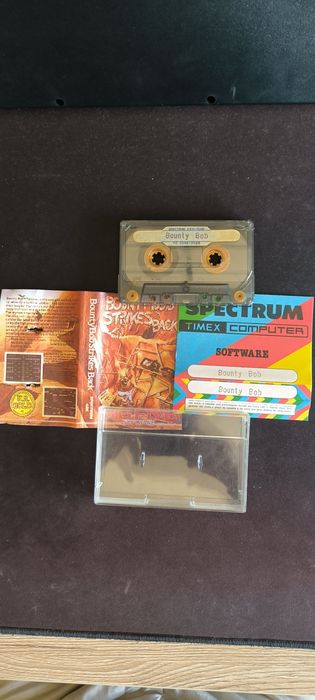 Jogo ZX Spectrum Bounty Bob Strikes Back