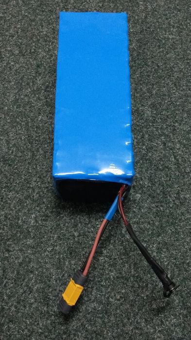 Литий-ионные аккумуляторы батареи новые 12V 240Ah и  24V 120Ah для БП!