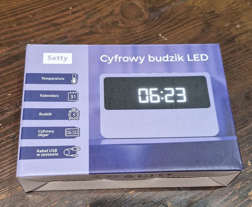 Cyfrowy budzik LED