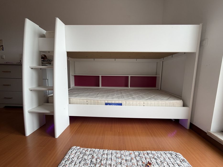 Beliche Infantil com Arrumação e Colchões Incluídos