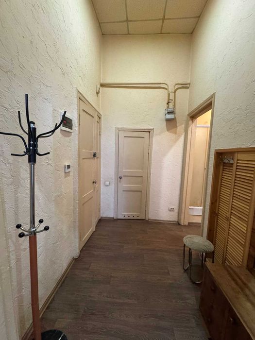 Продам 1 к. квартиру на Володимира Антоновича, буд. 49