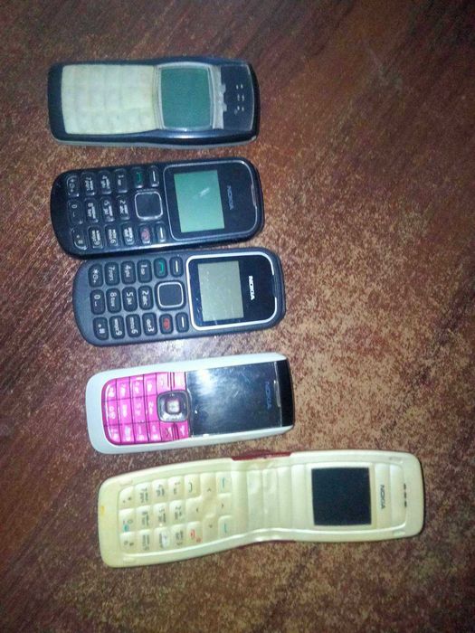 Продам одним лотом