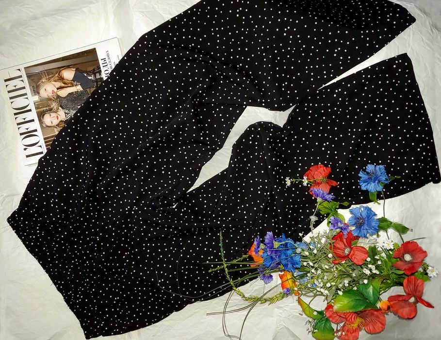 Женская одежда Широкие брюки в горошек на размер 50-52