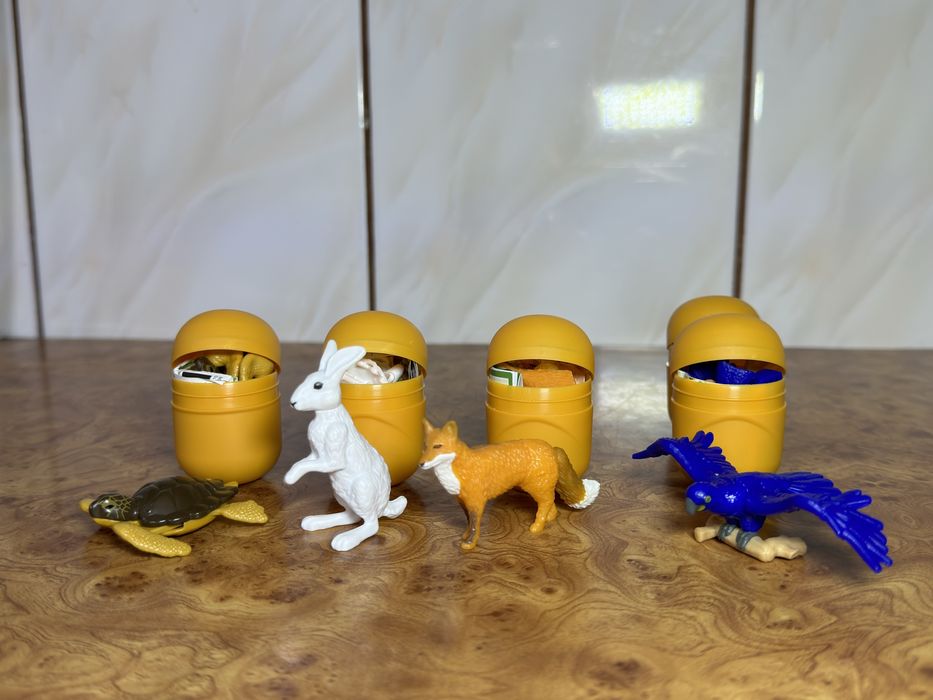 Kinder новорічні 2025, принцеси Disney, Natoons, Minions