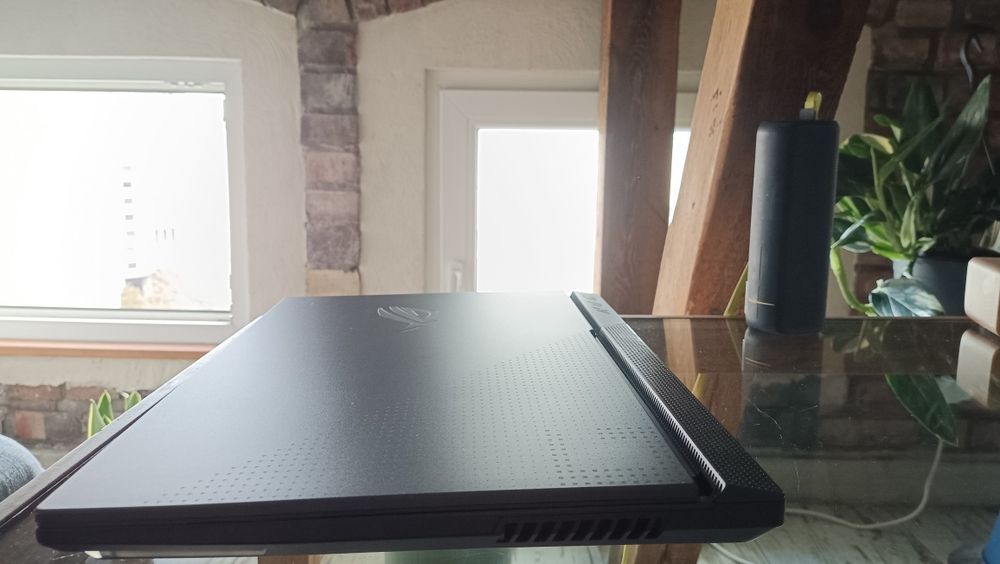Laptop ASUS ROG Strix G17