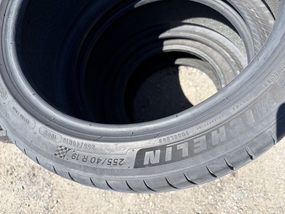 255/40/19 Michelin Pilot Sport 4 90% остатка