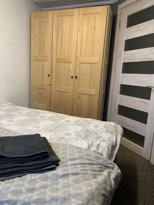 Здається будинок в Лазещині