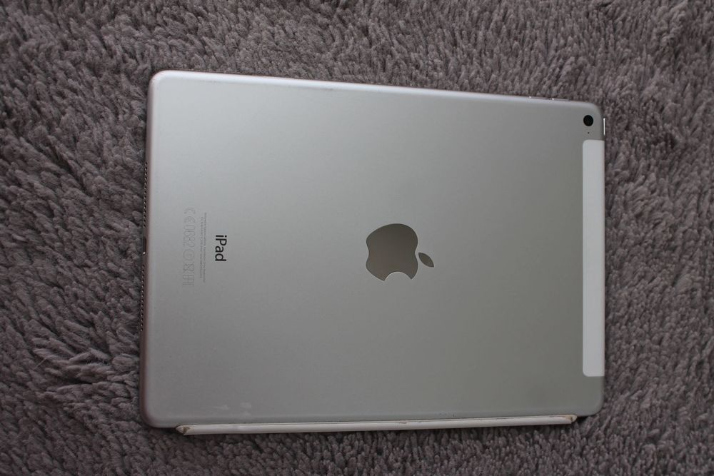 iPad Air 2 128GB + Cellular (SIM) – Ecrã Impecável + Capa444520939410565124