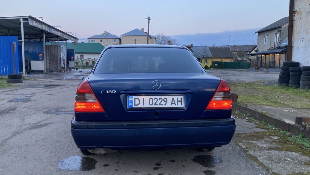 Mercedes w202 c180