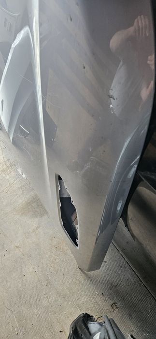 Capou range rover velar com um piqueno difeito