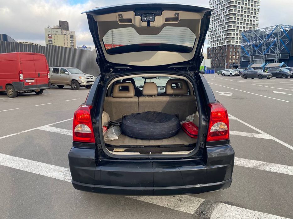 Продам dodge caliber