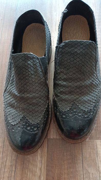 Buty jesienno -wiosenne 36 wyprzedaż